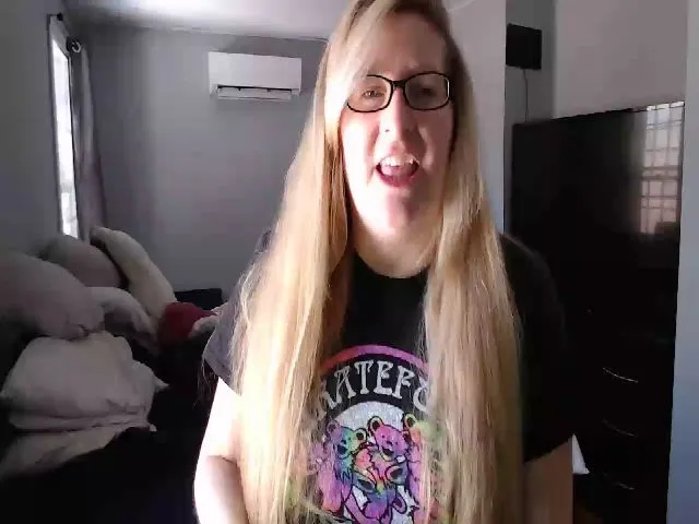 Live sex webcam photo for Mrs_Chelsea1 #272345506