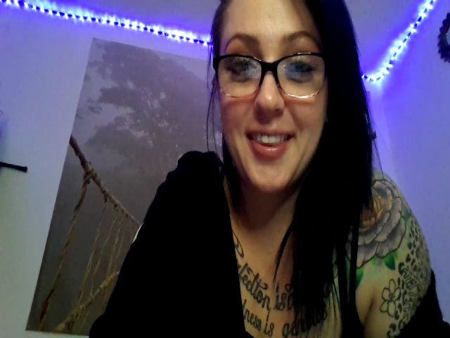 Live sex webcam photo for MsBaileyJames #271931088