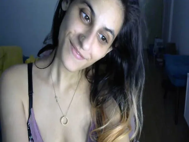 Live sex webcam photo for MsCandyBunny #274035956