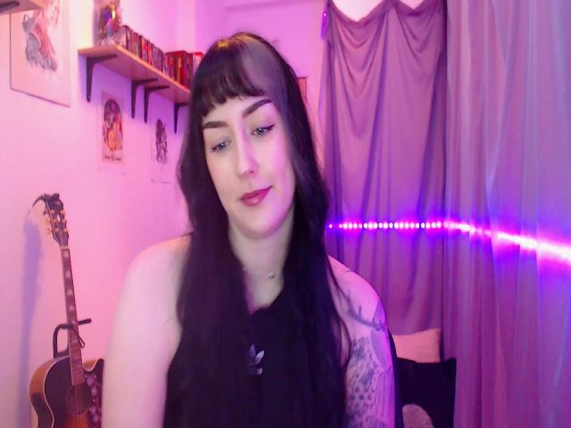 Live sex webcam photo for MsXpertease #272175249