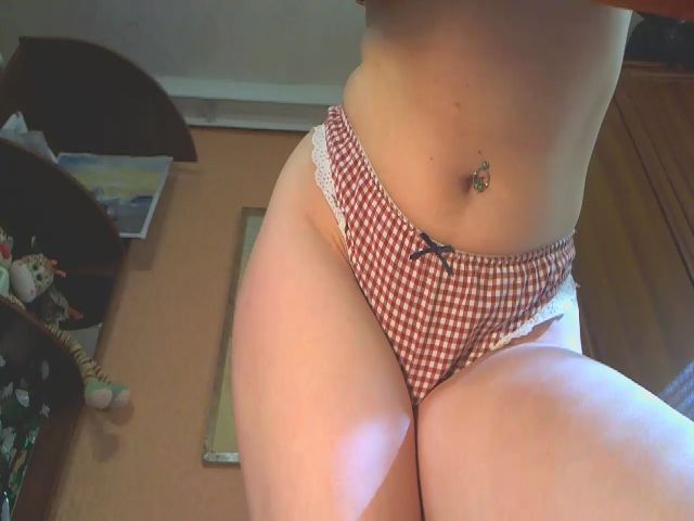Live sex webcam photo for Ms_Purrfect #272787766