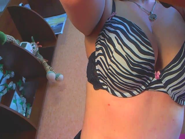 Live sex webcam photo for Ms_Purrfect #273367499