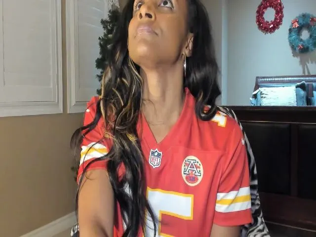 Live sex webcam photo for Ms_Wetnwild #271937868