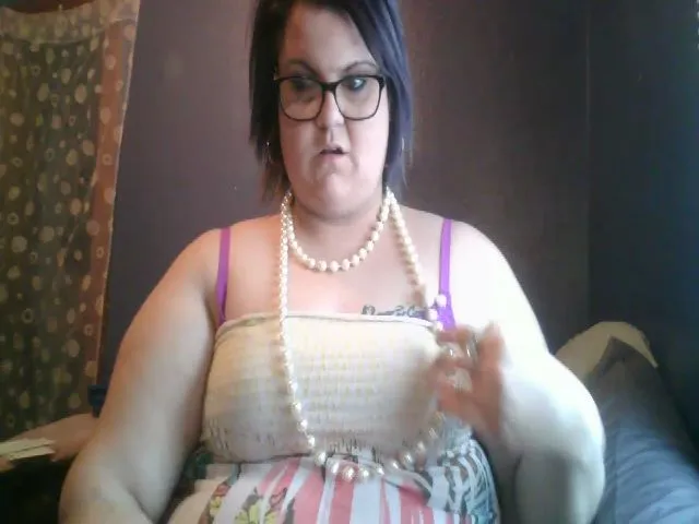 Live sex webcam photo for Msdiamond402 #272115745