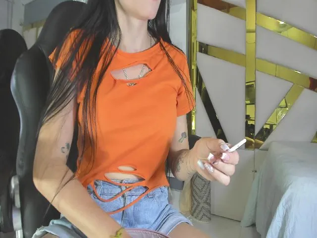 Live sex webcam photo for Msschloe_ #273110117