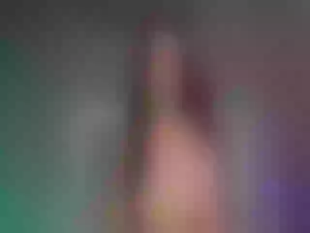 Live sex webcam photo for My_Brunett #274291020