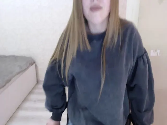 Live sex webcam photo for Myla_ka #273053141