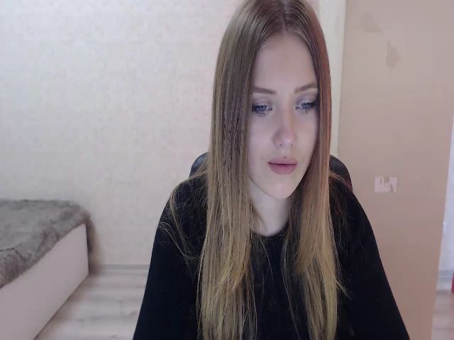 Live sex webcam photo for Myla_ka #273537309