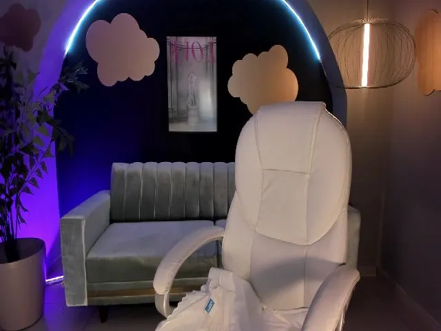 Live sex webcam photo for MyleRose #271800665