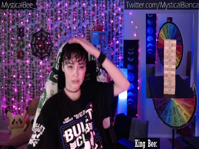 Live sex webcam photo for MysticalBee_ #272946618