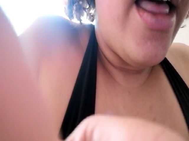 Live sex webcam photo for Mysticbae #273677632