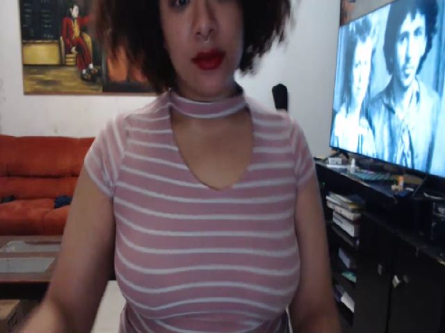 Live sex webcam photo for Mysticbae #273882236