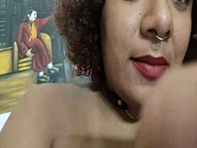 Live sex webcam photo for Mysticbae #274304485