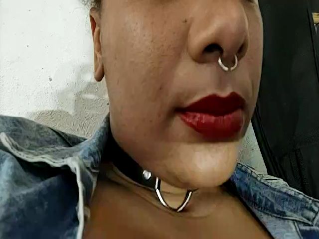 Live sex webcam photo for Mysticbae #274377993