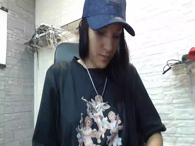 Live sex webcam photo for NIMPHOMANIAC #272830352