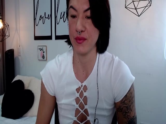 Live sex webcam photo for Nat_tami #274576046