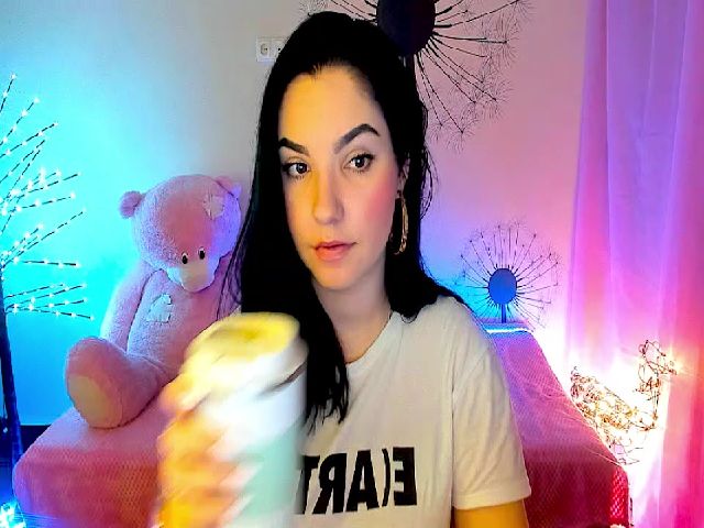 Live sex webcam photo for NataBorerro__ #272052475