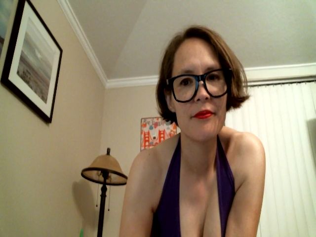 Live sex webcam photo for NatashaFlower #274101186