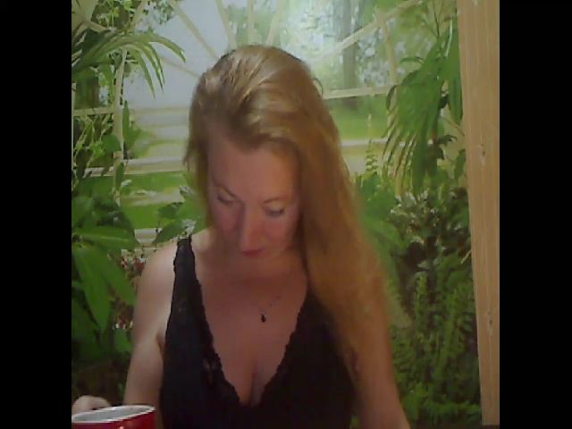 Live sex webcam photo for Naturalginger #274345633