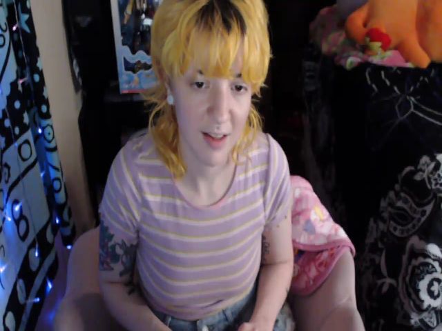 Live sex webcam photo for Nerdy_Chan #274512457