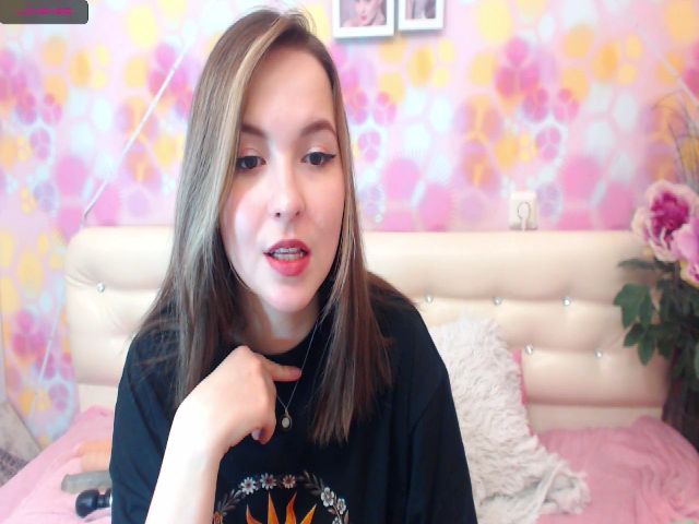 Live sex webcam photo for Nessa_Wild #272434656