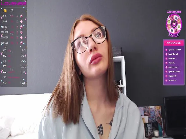 Live sex webcam photo for Netflixi #273113774