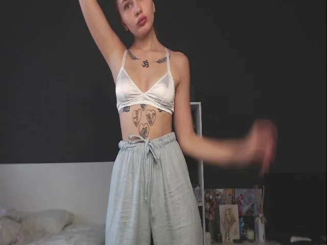 Live sex webcam photo for Netflixi #274017723