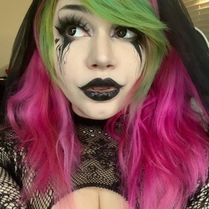 Live sex webcam photo for NeuroticSoulz #278191086