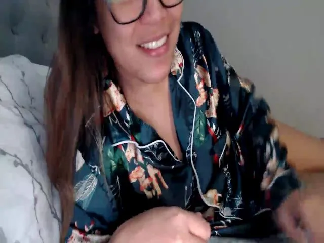 Live sex webcam photo for NewKristine23 #272166254