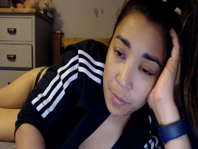 Live sex webcam photo for NewKristine23 #273205185