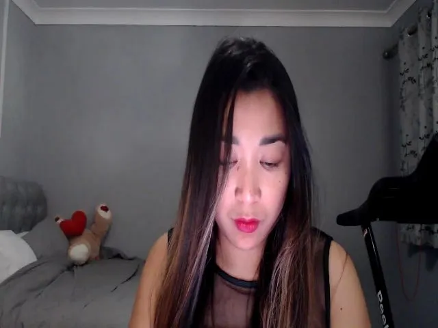 Live sex webcam photo for NewKristine23 #273248513