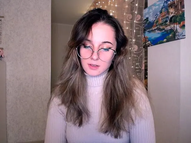 Live sex webcam photo for NewMellow #272553827