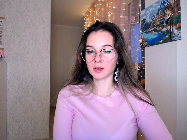 Live sex webcam photo for NewMellow #272565812