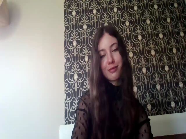 Live sex webcam photo for NewMia #273139416