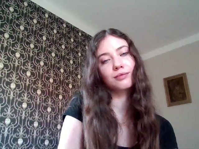 Live sex webcam photo for NewMia #273151459