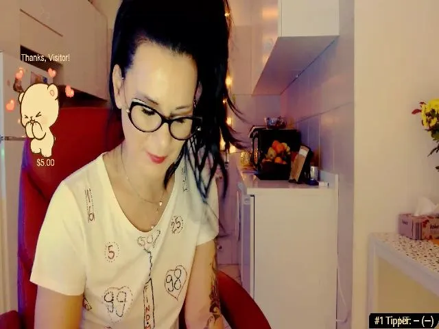 Live sex webcam photo for NewName_Andra #272026605
