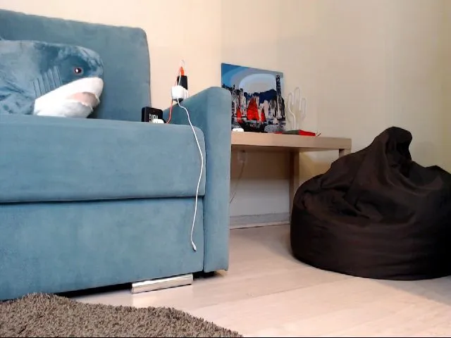 Live sex webcam photo for NewTeen1999 #272454173