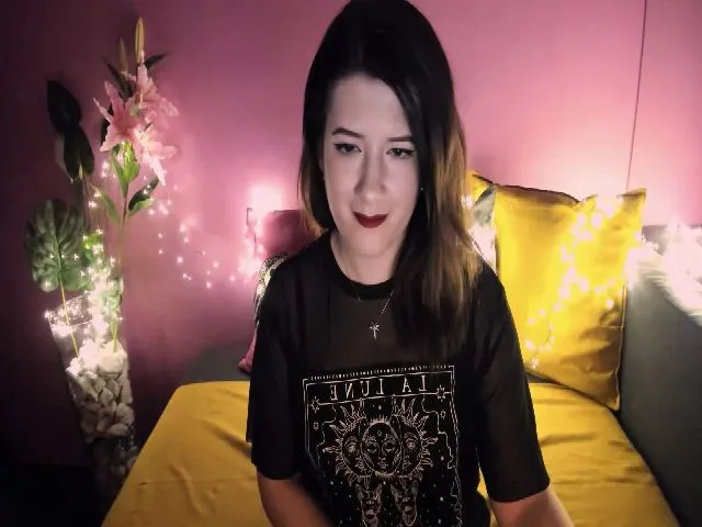 Live sex webcam photo for New_Flame_J #272956474
