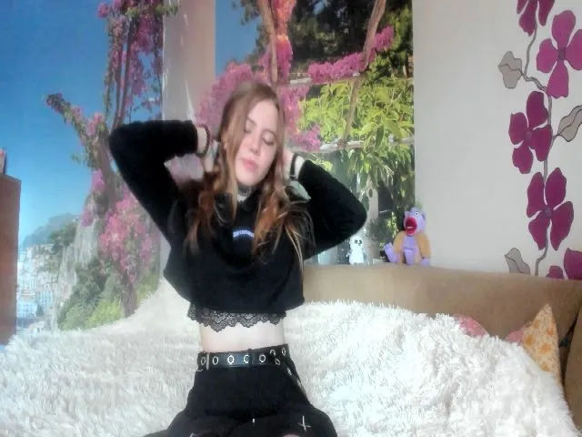 Live sex webcam photo for Newsweetdonut #274563868
