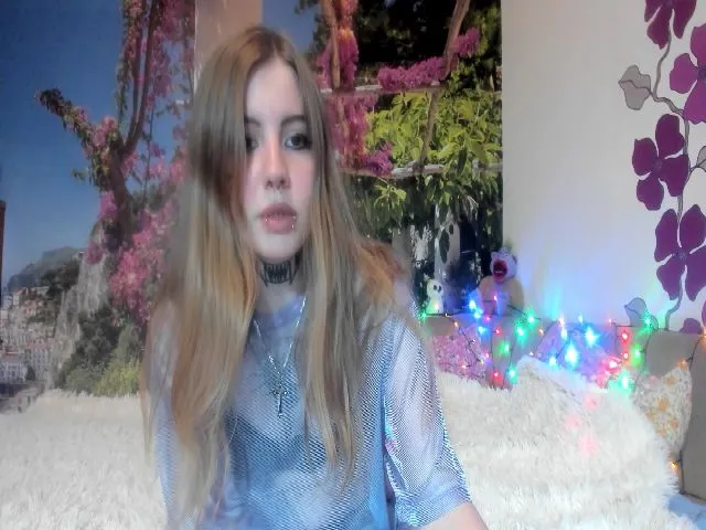Live sex webcam photo for Newsweetdonut #274604755