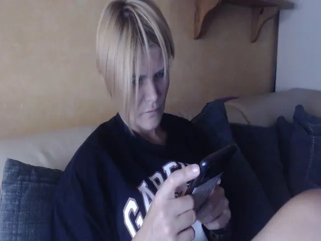 Live sex webcam photo for Next_Box #274310179