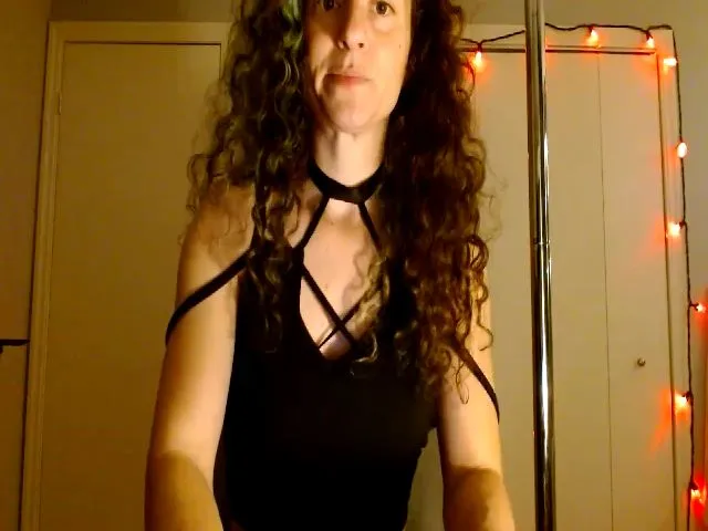 Live sex webcam photo for Nice2Touch #273945293