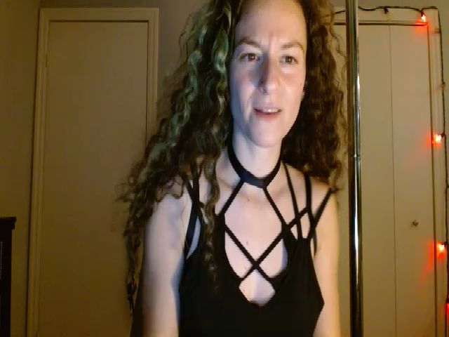 Live sex webcam photo for Nice2Touch #273953168