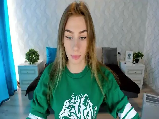 Live sex webcam photo for Nicki_dzhey #273243002