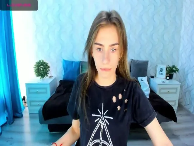 Live sex webcam photo for Nicki_dzhey #273425504