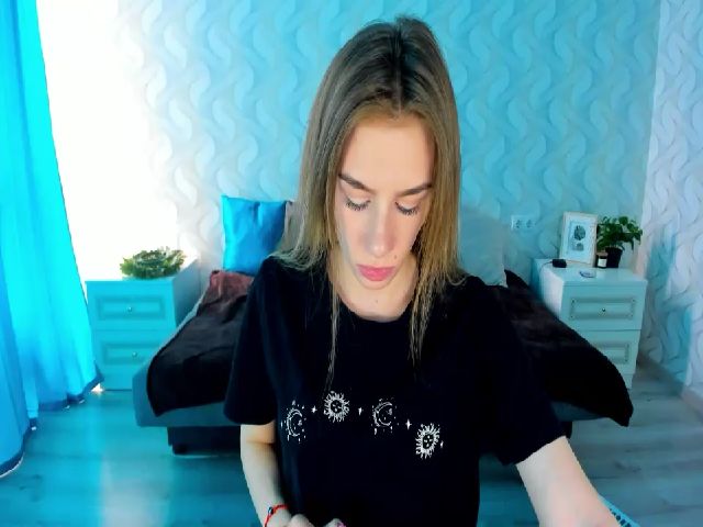 Live sex webcam photo for Nicki_dzhey #273501468