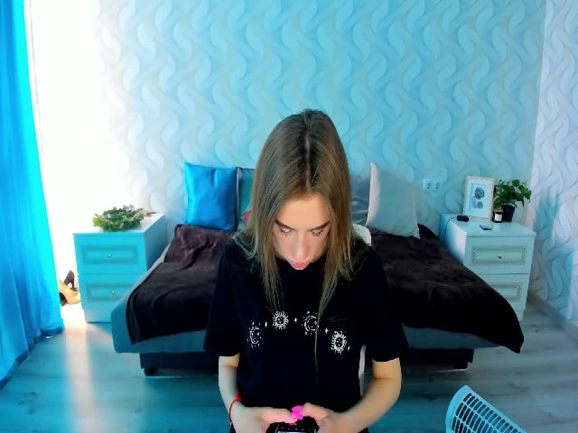 Live sex webcam photo for Nicki_dzhey #273503253