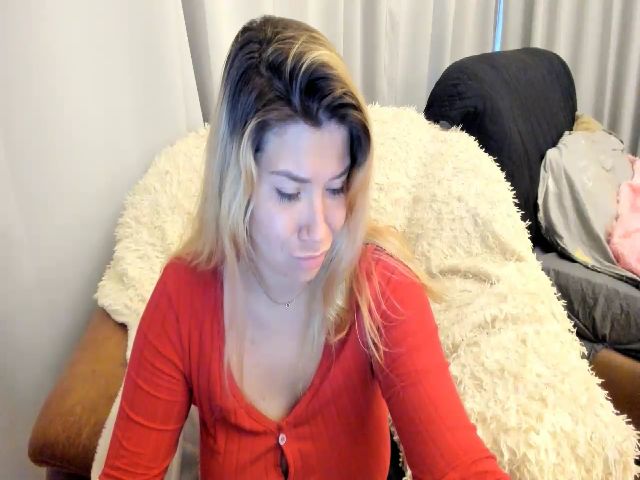 Live sex webcam photo for NickyBlein #273437550