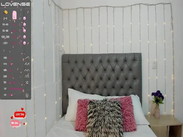 Live sex webcam photo for Nicol_sofia_ #272626202