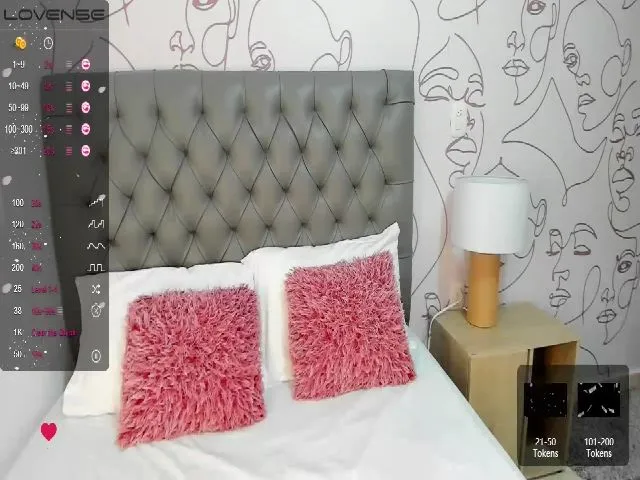 Live sex webcam photo for Nicol_sofia_ #273477309